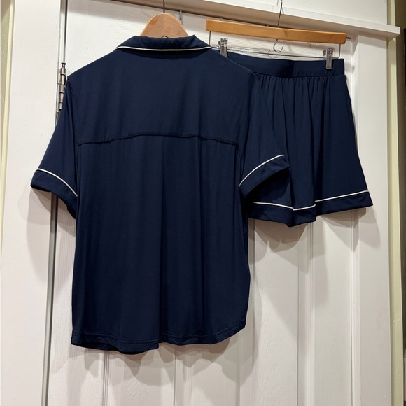 Women's Bamboo Stretch-Knit Short Sleeve Pajama Set in Navy - Picture 2 of 5